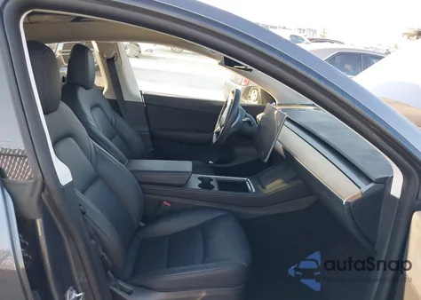 2022 Tesla Model Y Long Range Dual Motor All-Wheel Drive from USA, damaged, VIN 7SAYGDEE4NA006032